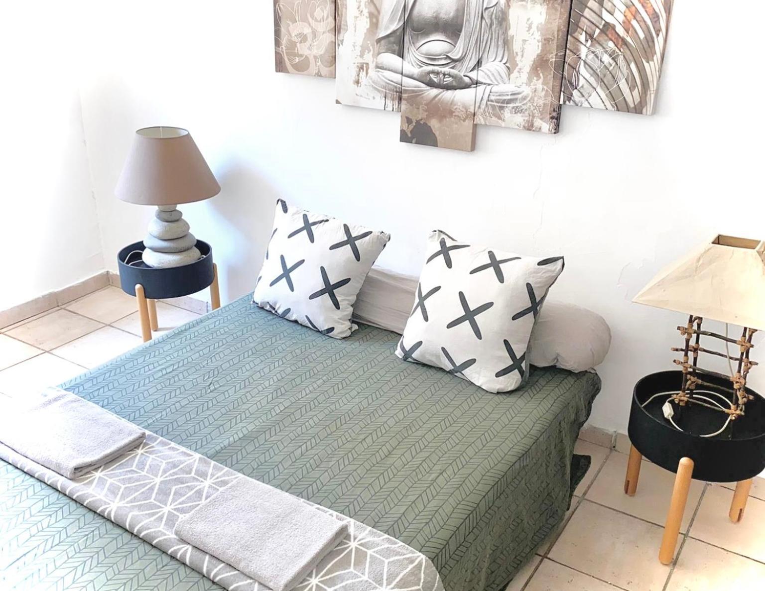 Appartement Calme Au Coeur De La Bastide St-Louis Carcassonne Exterior foto