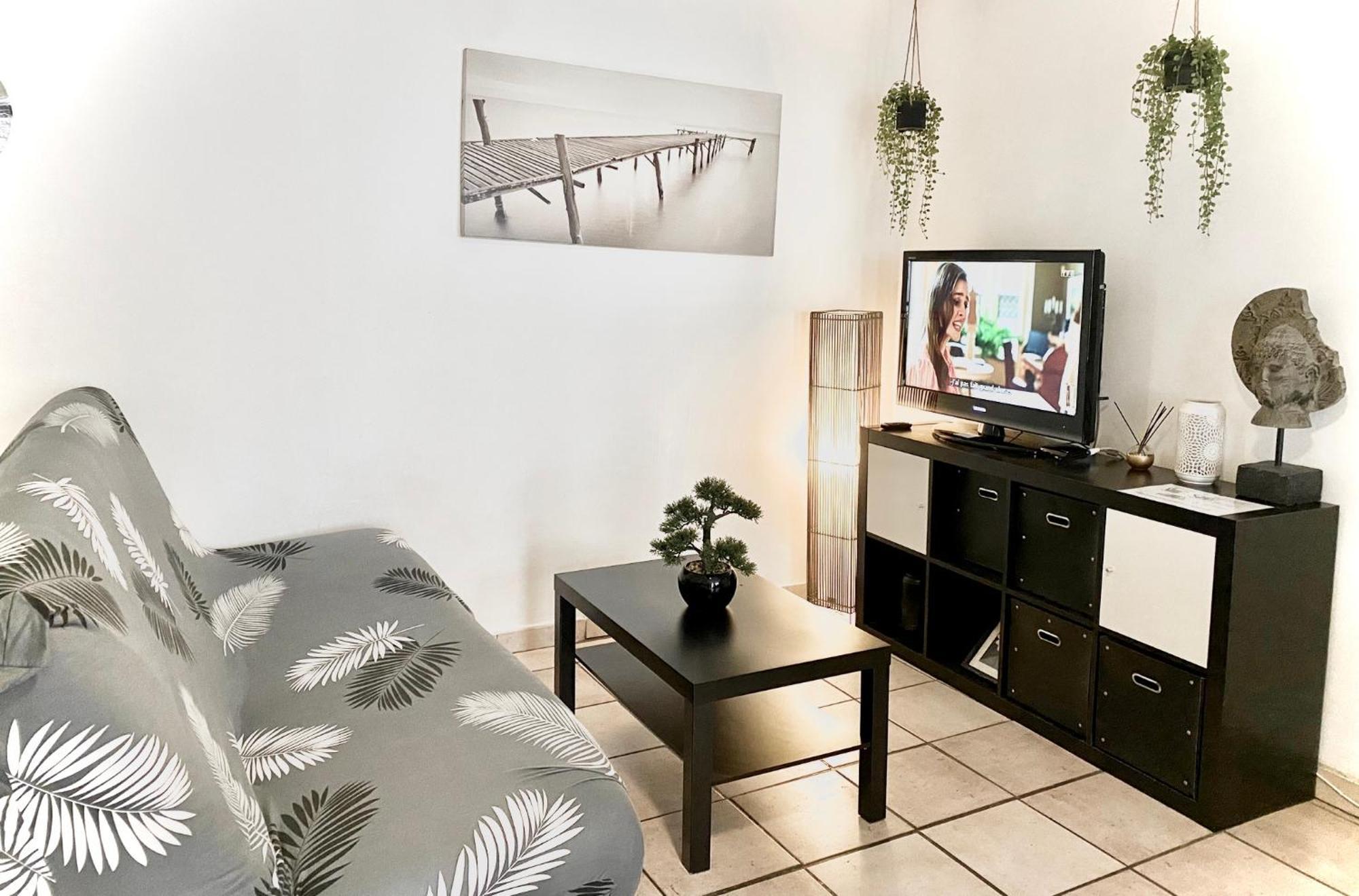 Appartement Calme Au Coeur De La Bastide St-Louis Carcassonne Exterior foto